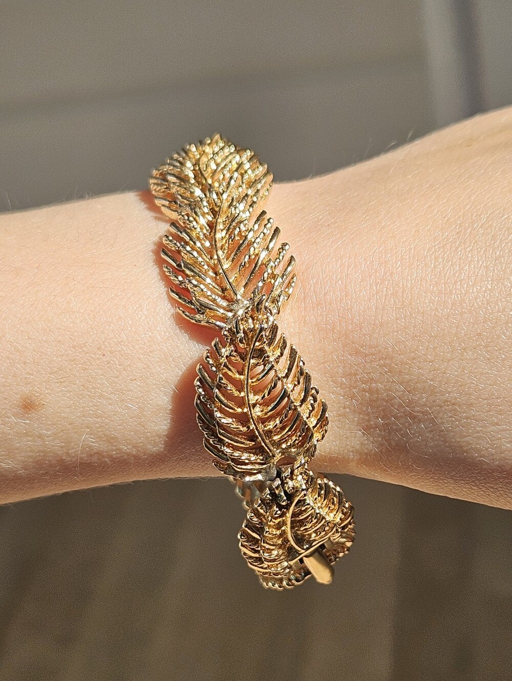 Napier Gold Leaf Link Bracelet Vintage